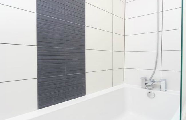 Live in Leeds Grange Apartments - Photo 24