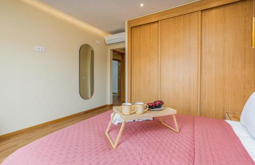 Host Wise - Deluxe House - Terrace & BBC - Foto 7