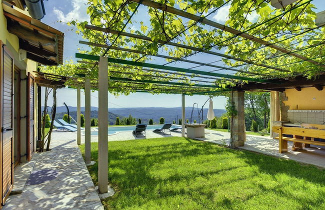 Villa in Lupoglav With Pool Near the Sea - Foto 23