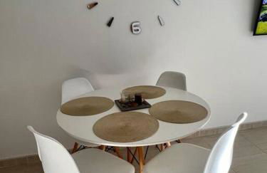 Apartamento con piscina ,parking y aire acondicionado - Foto 17