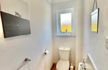 Stunning 7 Bedroom Escape Near New Forest and Beach - Large Garden - Serene Setting - Sleeps 14 - Foto 73