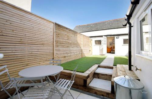 Beautifully refurbished cottage in lower Wivenhoe. - Foto 32