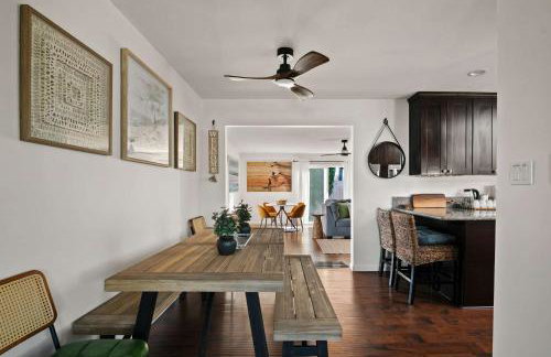 Family Oasis with Hot Tub and Dedicated Workspace - Foto 13