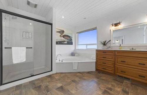 New Beautiful Waterfront at Sandy Point - Photo 5