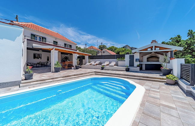 Holiday Home Luce with Pool - Foto 1