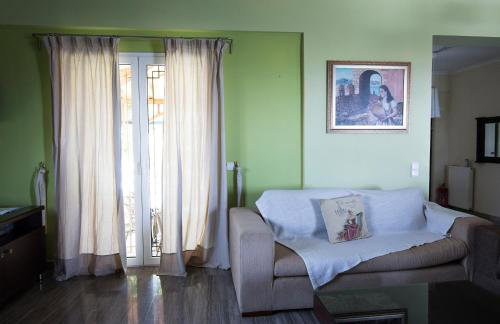 Chara's Private Villa with Swimming Pool & jacuzzi - Foto 4