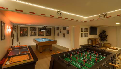 Hot Tub, Game Room and Fire Pit Canton Log Cabin - Foto 3