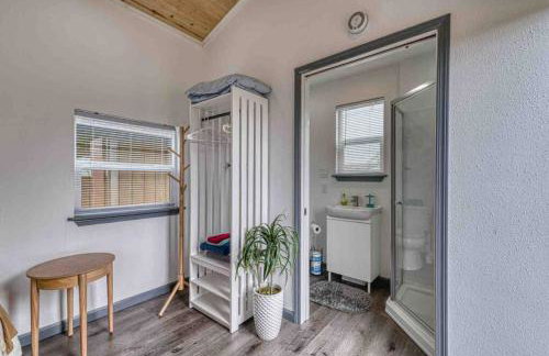 Bo360 Tiny House Unique Country Retreat with Hot Tub - Foto 4