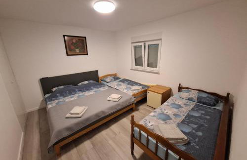 Kuća za odmor DIJANA - Foto 23