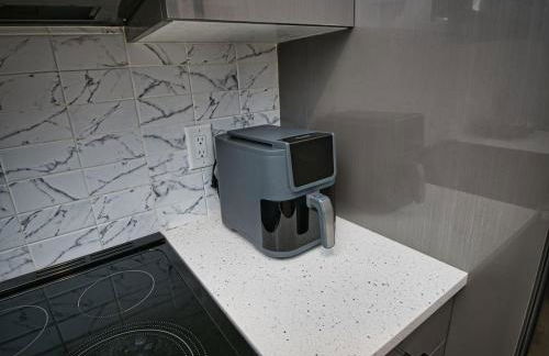 Excellent Location-20 Minutes to NYC-Free Parking - Foto 17