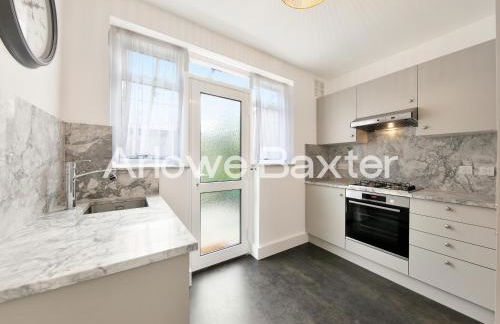 Stylish 3-Bedroom Garden Home, AC, Contractors and Families - Foto 9