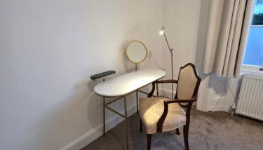 Camden Mia Apa - Foto 3