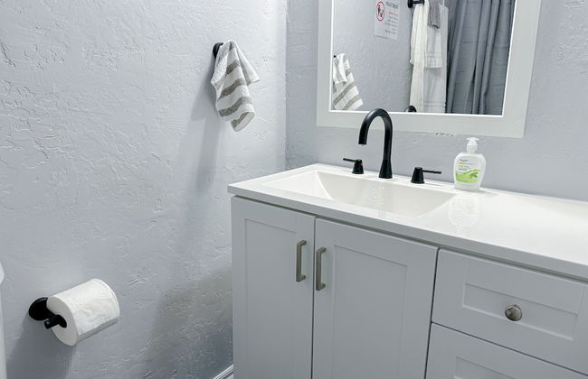 Serene 1BR Escape Near Bricktown - 32A - Photo 26