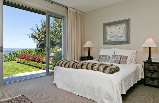 The Lakeview House Apartment - Photo 2