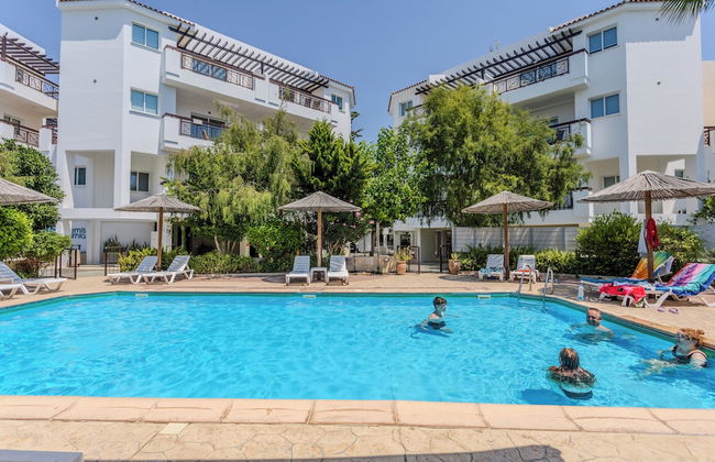 Artemis Cynthia Complex - Foto 1