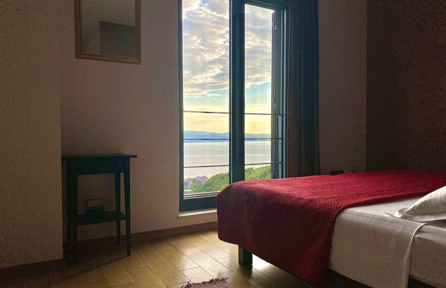 Villa Forte-the Exclusive Private Villa With Amazing sea View Located in Mimice - Photo 3