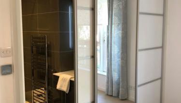 Edinburgh Old Town - Photo 4