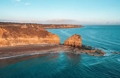 Hortansia apt rénové bien équipé avec terrasse aménagée jardin, parking privé, proche de la mer, près de Port en Bessin et Omaha Beach - Foto 39