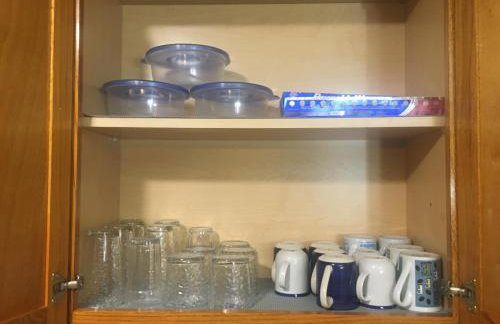 Home Away From Home, Recently Renovated - Foto 14