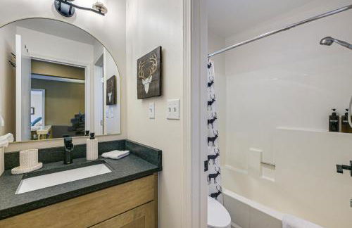 Hike, Ski and Dine Pagosa Springs Getaway! - Foto 18