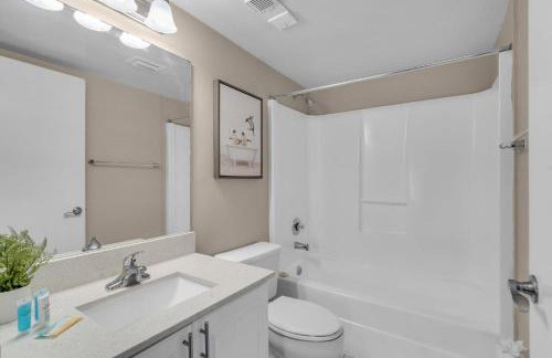 Centrally Located 2 BED in the Heart of NMB - Foto 20