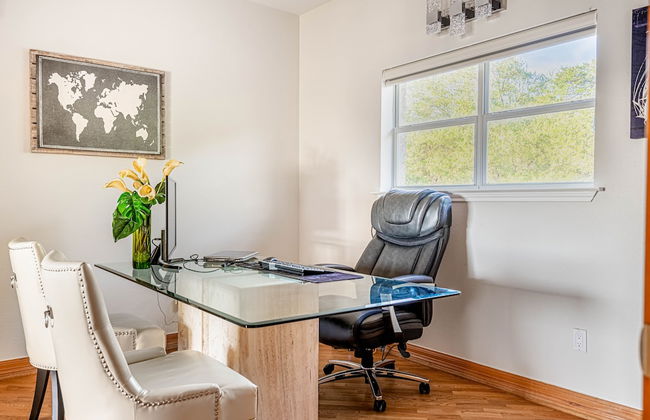 Lavish Lake Getaway - Foto 9