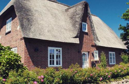 Eidumhaus, freistehendes Reetdachhaus mit Garten in Strandnähe - Foto 2