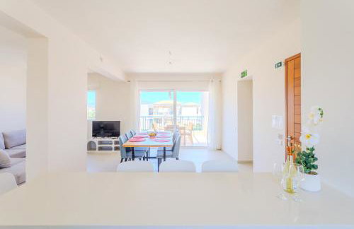 Resitour - Chania Aphrodite Beachfront - Photo 19