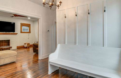 Walk to Marshall University Home with Private Yard! - Foto 8