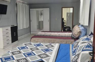 Stúdio andar superior, próximo ao hotel Rafain Palace - Foto 47