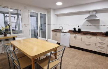 Coastal Charm in Alicante - Photo 9