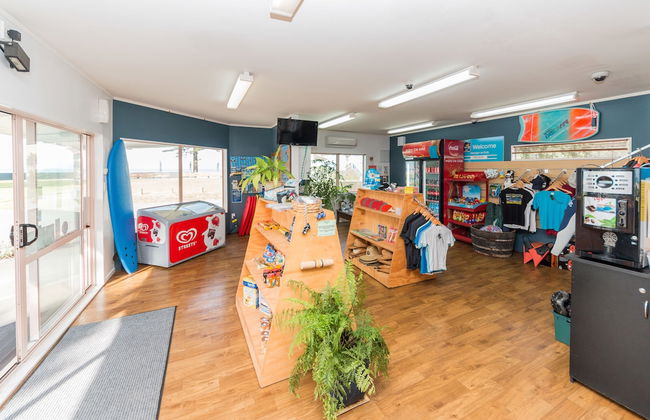 Waikanae Beach TOP 10 Holiday Park - Foto 2