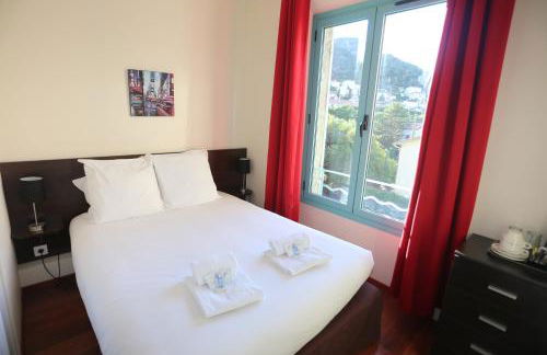 O'Sullivans Bar and Hotel - Foto 14