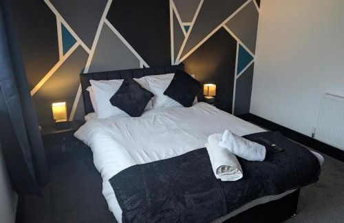 Swansea 5-Bed Family Home with Ensuite - Foto 32