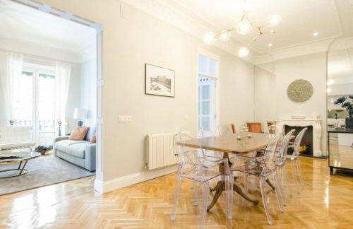 Stunning Stylish 4BD 3BTH - City Center-Atocha - Photo 6