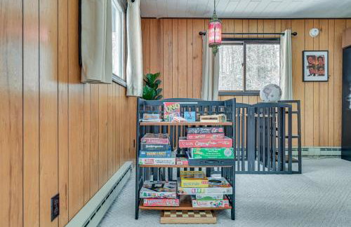 North Creek Chalet with Fire Pit Near Gore Mountain! - Foto 12