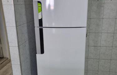 Super Confortável, WiFi Rápido, Garagem Coberta, 2 Banheiros, Suíte, 3 Quartos, Microondas, Cozinha Grande Completa, Mesa de Jantar Grande, Entrada Privativa, Perto do Shopping Pátio Matosinhos, 5 min do Centro Histórico - Foto 36