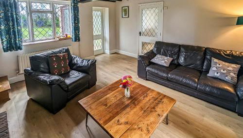 Pixies Wood Cottage - Foto 3