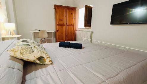 Coffee&Tea House Casetta Tipica a 5min dal centro storico - Foto 4, towels, wardrobe