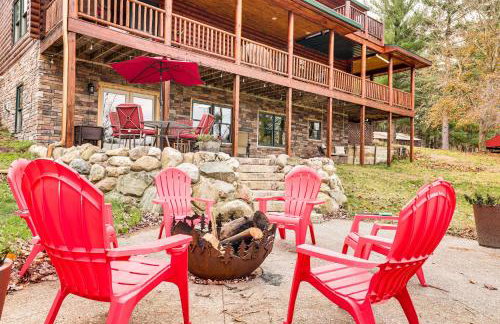 Spacious Log Home with 13 Acres, Ponds and Fire Pit! - Foto 36