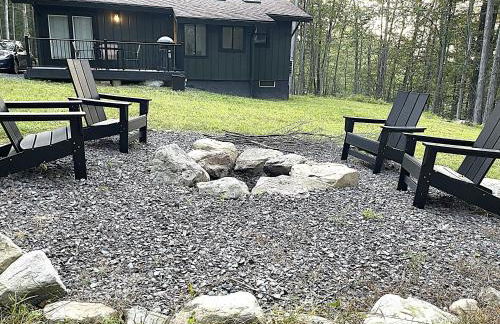 Romantic Mountainside Cozy Cabin Poconos - Foto 48