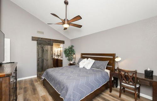 Lynx Lake Lux 6-BR HouseSleeps 22Hot TubGame Rm - Foto 69