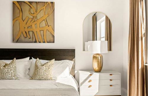 Designer Home with Hot Tub BBQ & Hill Views - Foto 24