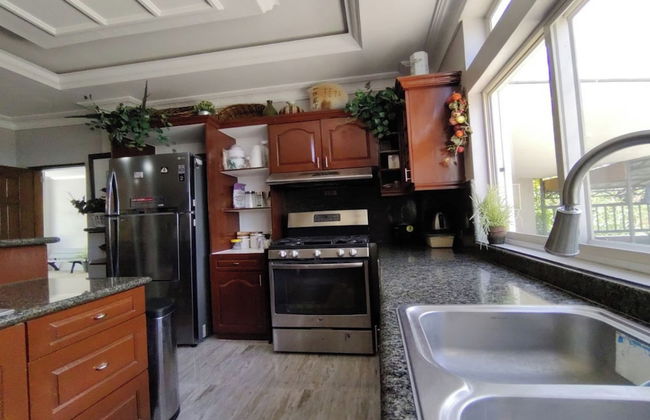 Tampus Staycation Rental Cebu - Photo 28