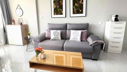 Apartamento con piscina y aire acondicionado - Foto 5