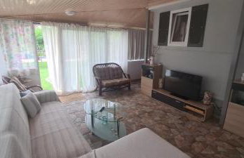Beachside Mobile Home with Private Yard - Foto 11