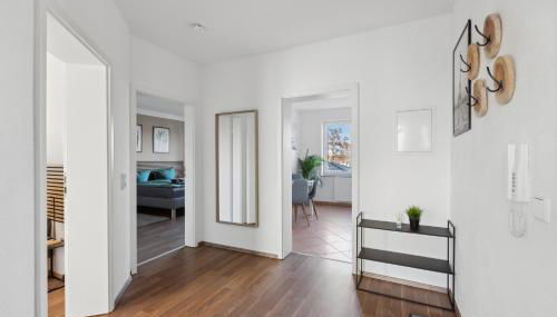 Larooms Merseburg - Apartment NP21 - 2 Zimmer - 4 Betten - Waschmaschine - Parkplatz - Balkon - Foto 3