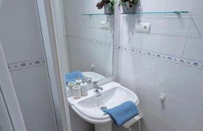 Elegant Sea View Apartment Near Beach & Train - Foto 29