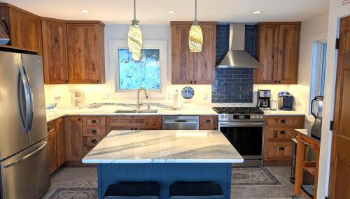 NEW! Eagles Landing - Lakefront & Gorgeous! - Foto 3