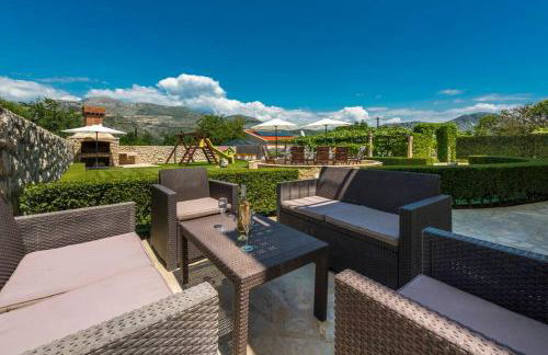 Vila Vergatum-privacy,gym,billiards,table tennis - Foto 29